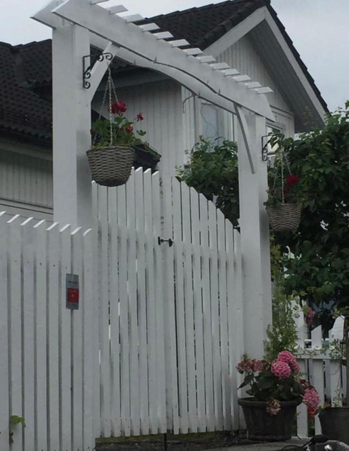 The Gingerbread House Apartment Lillehammer Exterior photo